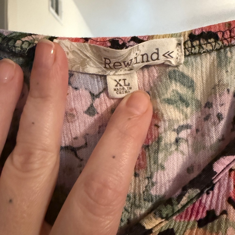 Rewind Multicolor Floral Dress - Picture 4 of 4